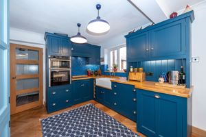 Kitchen area- click for photo gallery